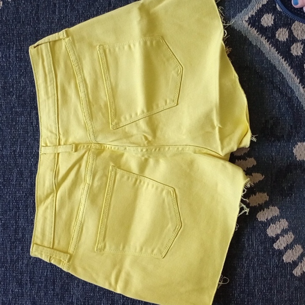 Universal Thread Yellow Button-Fly Women's Shorts… - image 2